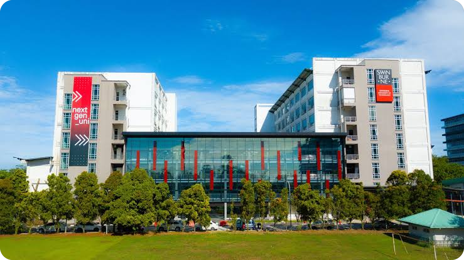 Swinburne University campus building and lawn